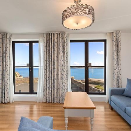 Apartment 8 Waterstone House - Luxury Apartment, Sea Views, Pet Friendly 텐비 외부 사진