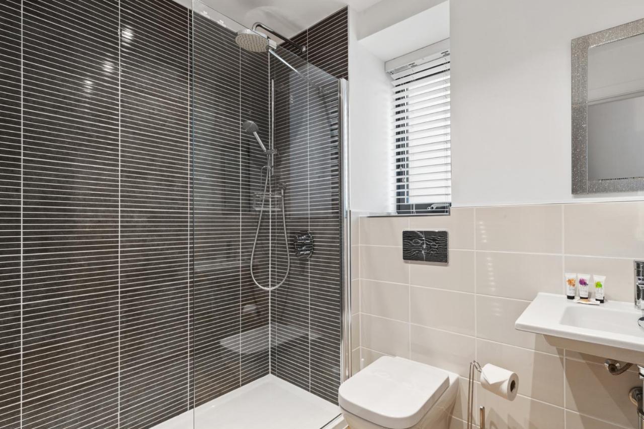 Apartment 8 Waterstone House - Luxury Apartment, Sea Views, Pet Friendly 텐비 외부 사진